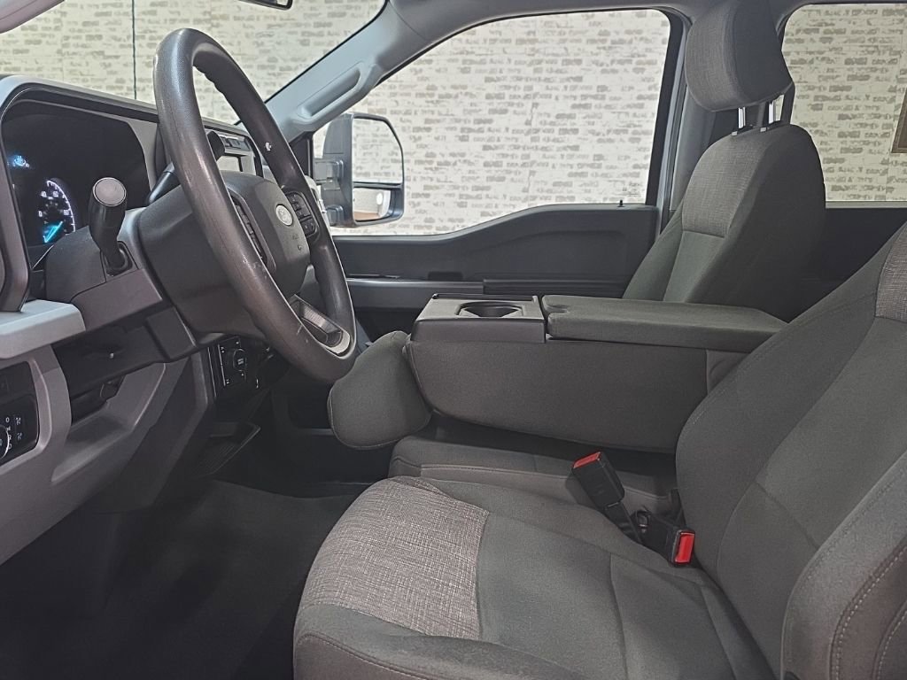 Used 2023 Ford F250 XLT w/ FX4 Off-Road Package AWD/4WD image 23