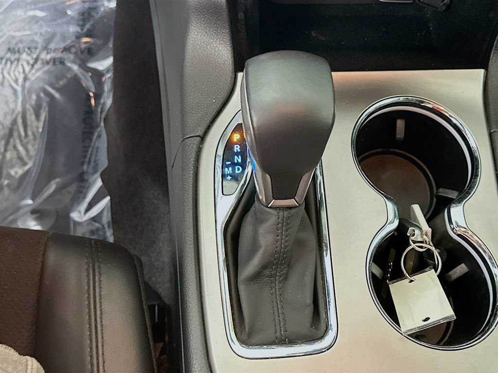 Certified 2019 Jeep Grand Cherokee Altitude AWD/4WD image 24