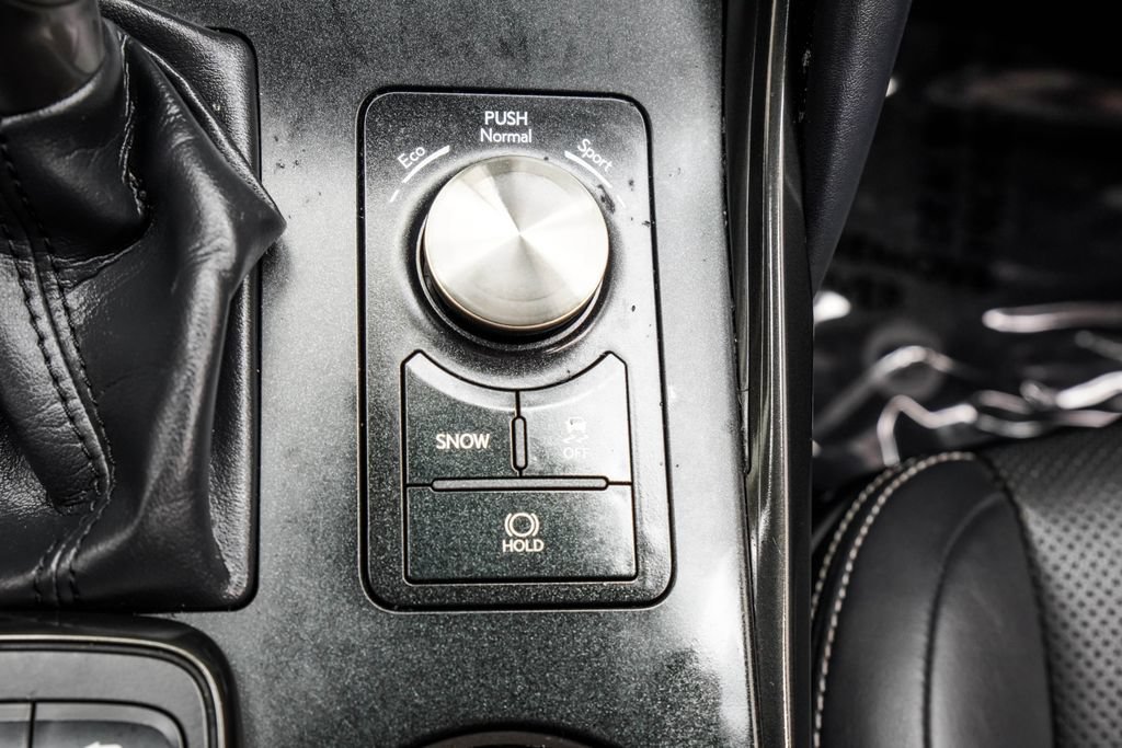 Used 2024 Lexus IS 350 F Sport RWD image 28