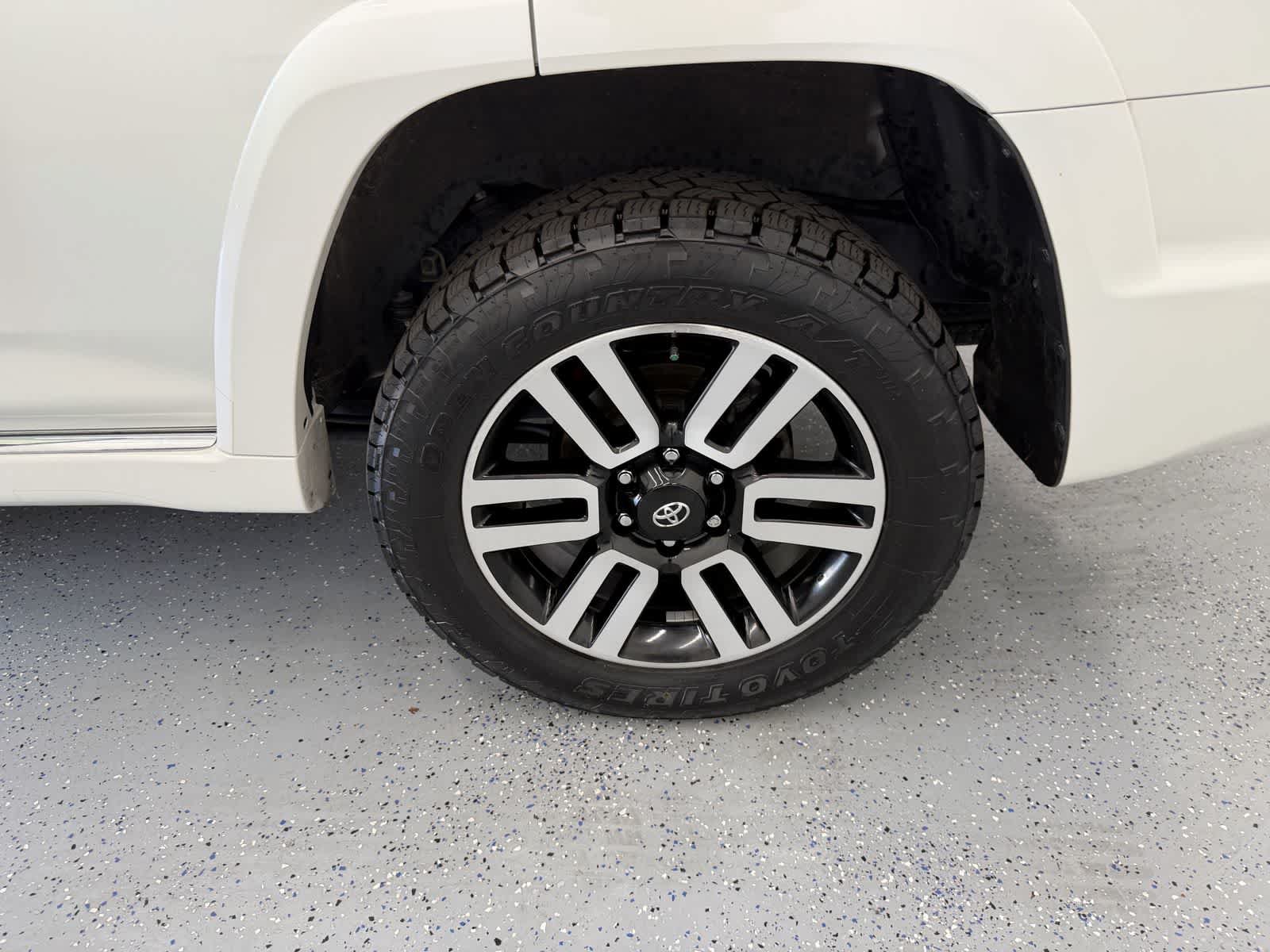 Used 2023 Toyota 4Runner Limited AWD/4WD image 25