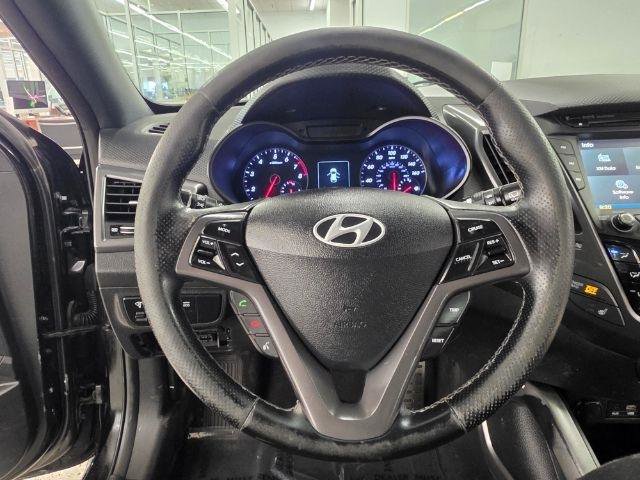 Used 2016 Hyundai Veloster Turbo FWD image 10