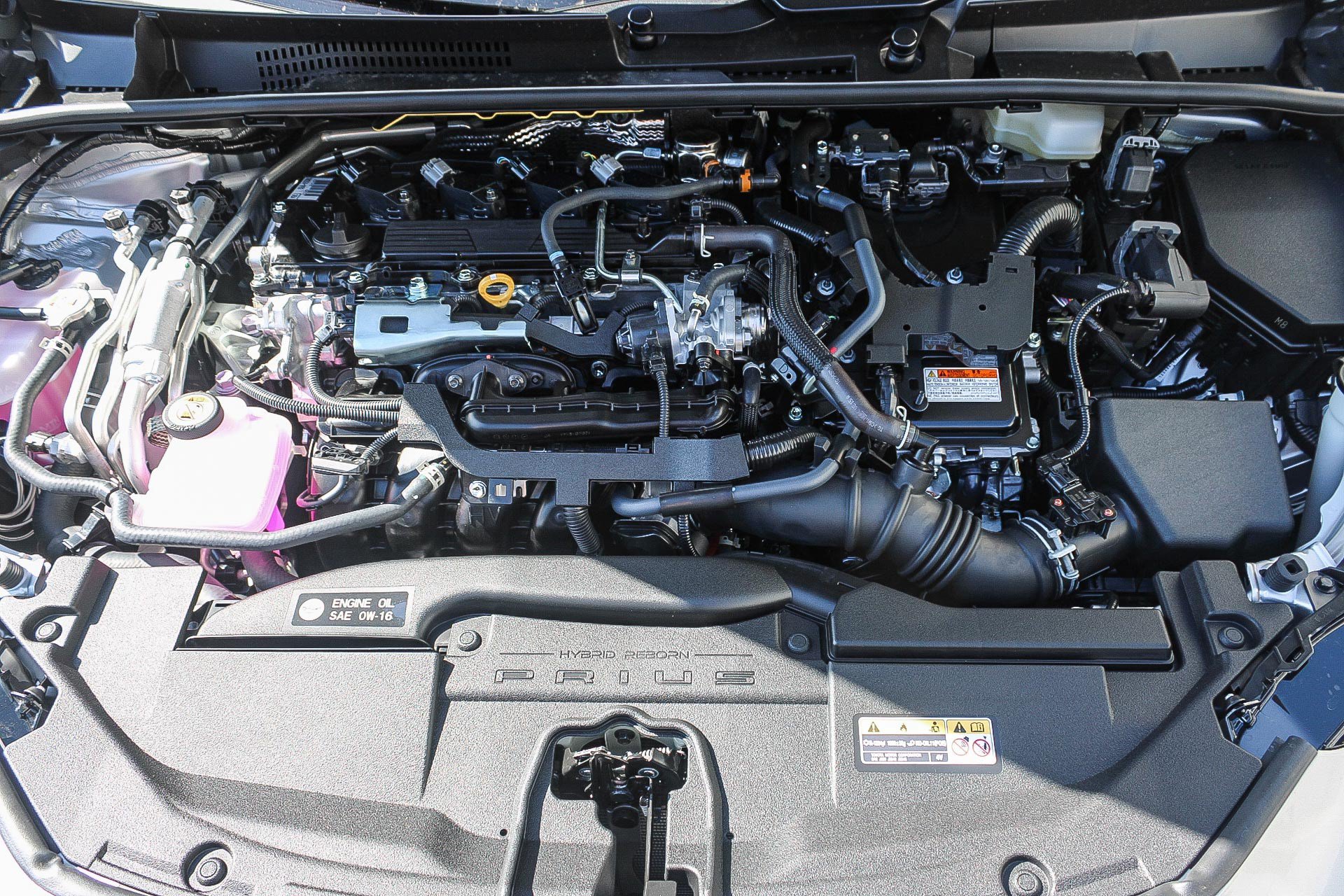 New 2026 Toyota Prius Plug-In Hybrid FWD image 13