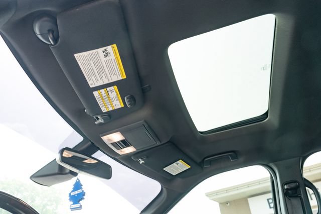 Used 2019 Ford Explorer Platinum AWD/4WD image 19