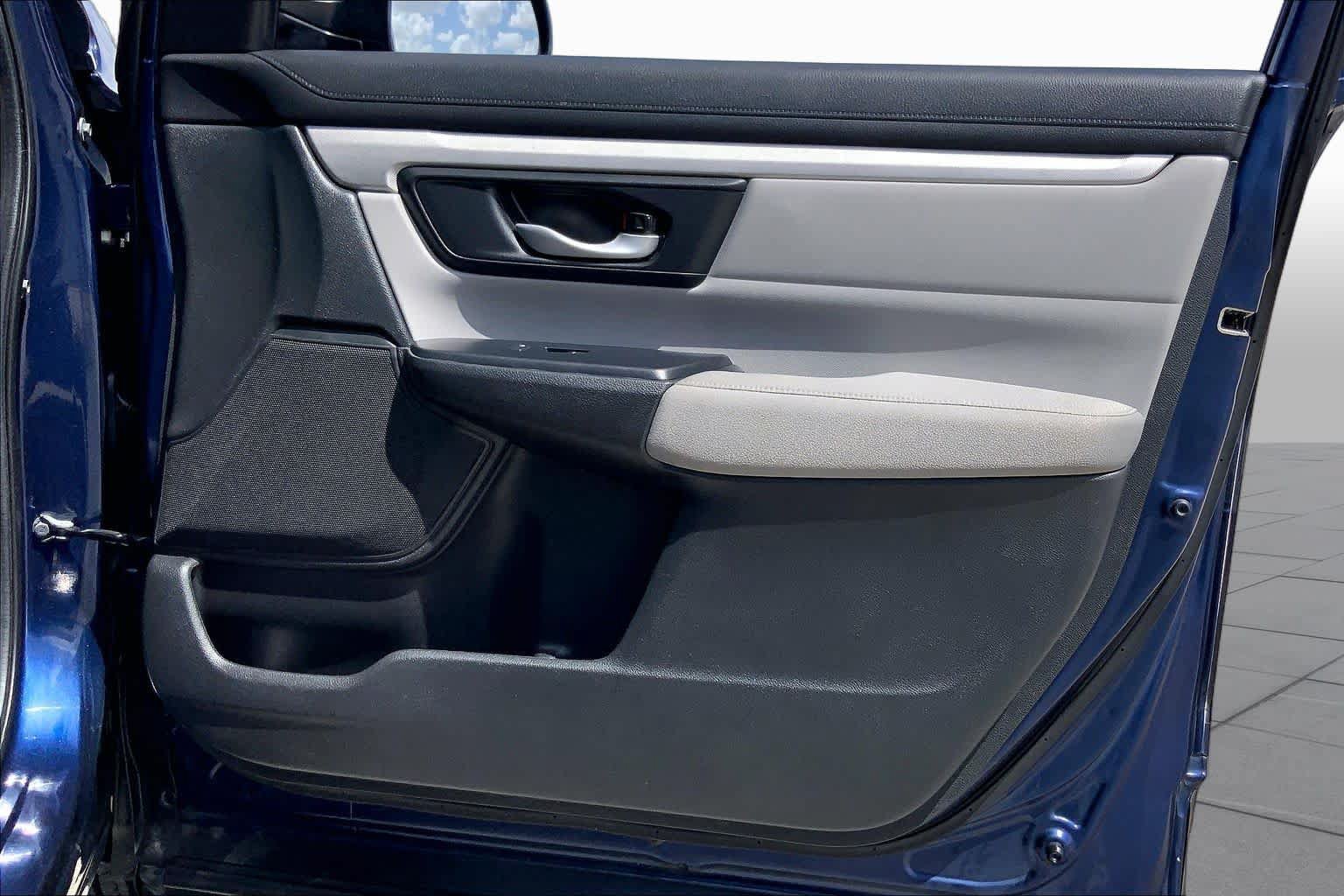 Used 2019 Honda CR-V LX image 22