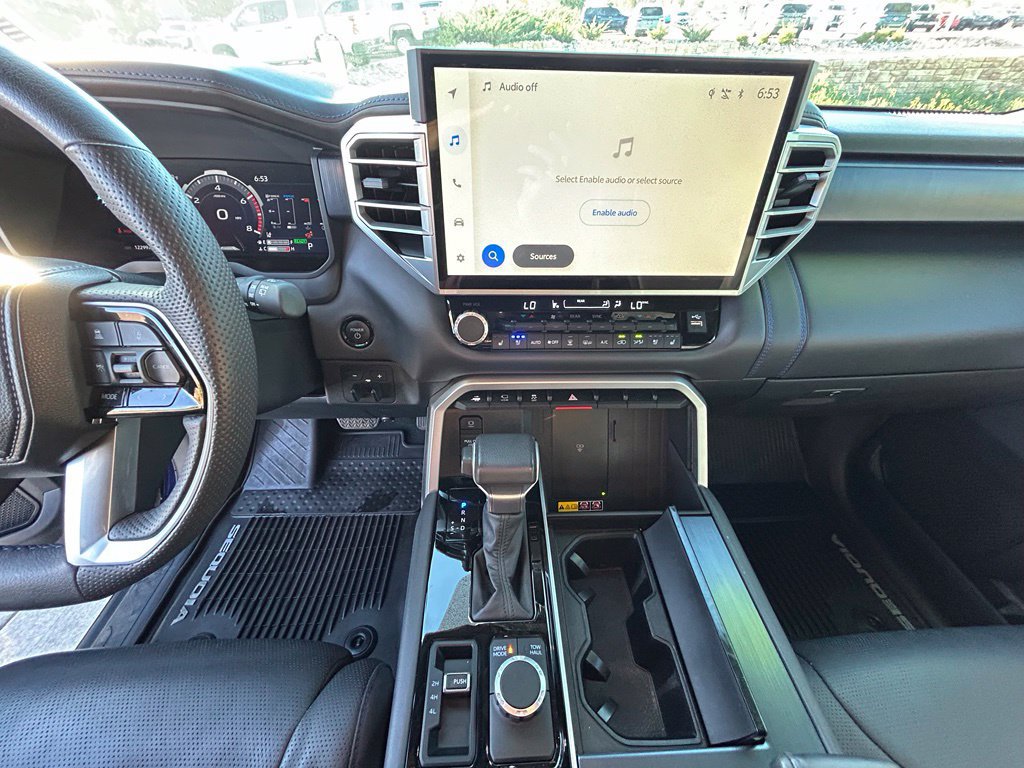 Used 2025 Toyota Sequoia Platinum AWD/4WD image 19