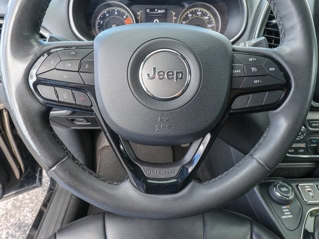 Used 2021 Jeep Cherokee Latitude Plus AWD/4WD image 26