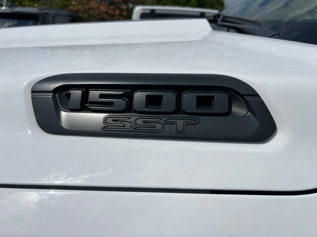 Used 2025 RAM 1500 Big Horn AWD/4WD image 18