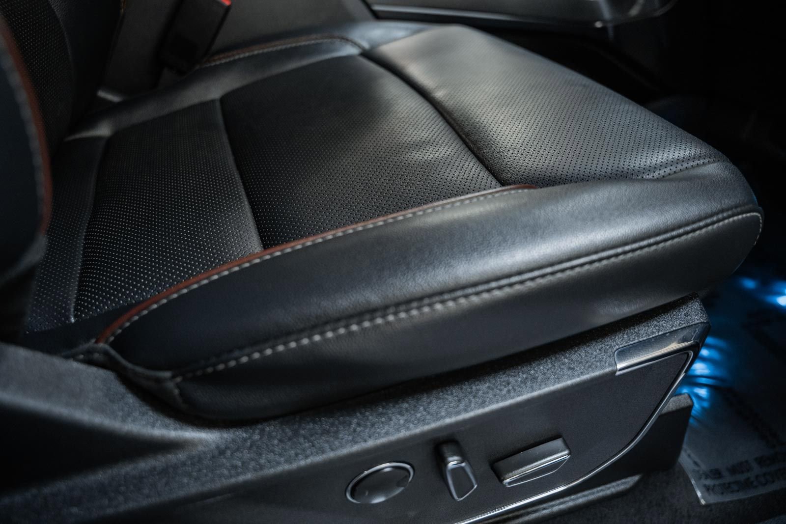 Certified 2023 Ford F150 Lariat w/ Equipment Group 502A High image 43