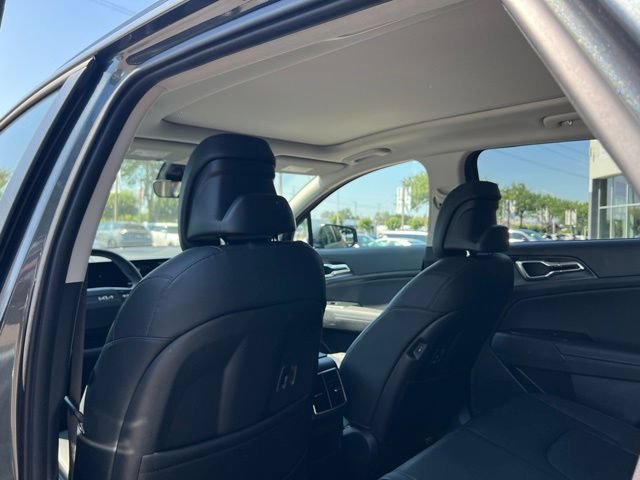 Certified 2026 Kia Sportage EX w/ EX Panoramic Sunroof Package AWD/4WD image 11