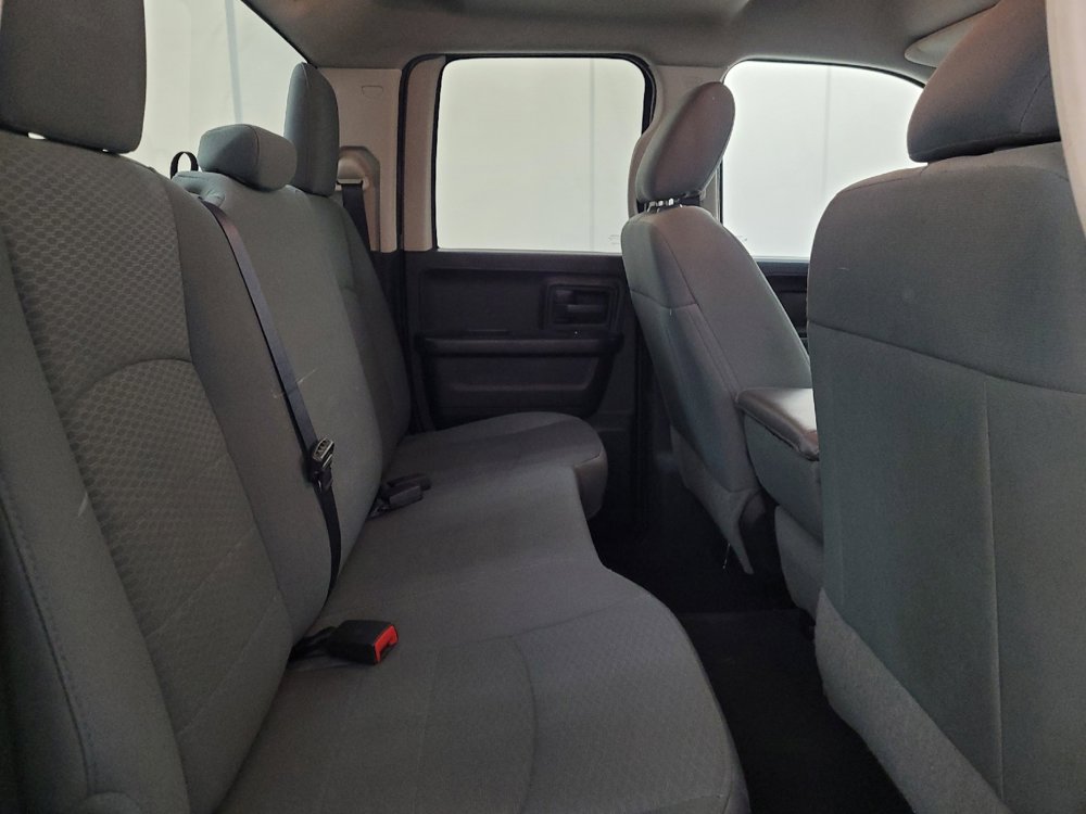 Used 2017 RAM 1500 Express AWD/4WD image 19