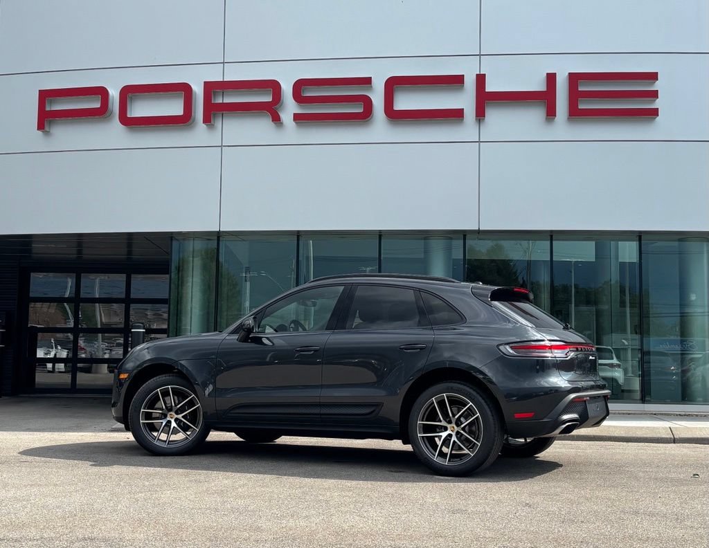 New 2026 Porsche Macan AWD/4WD image 3