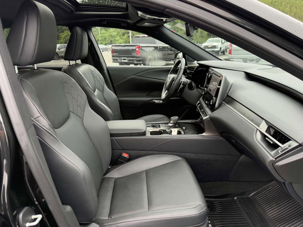 Used 2023 Lexus RX 350 Premium image 15