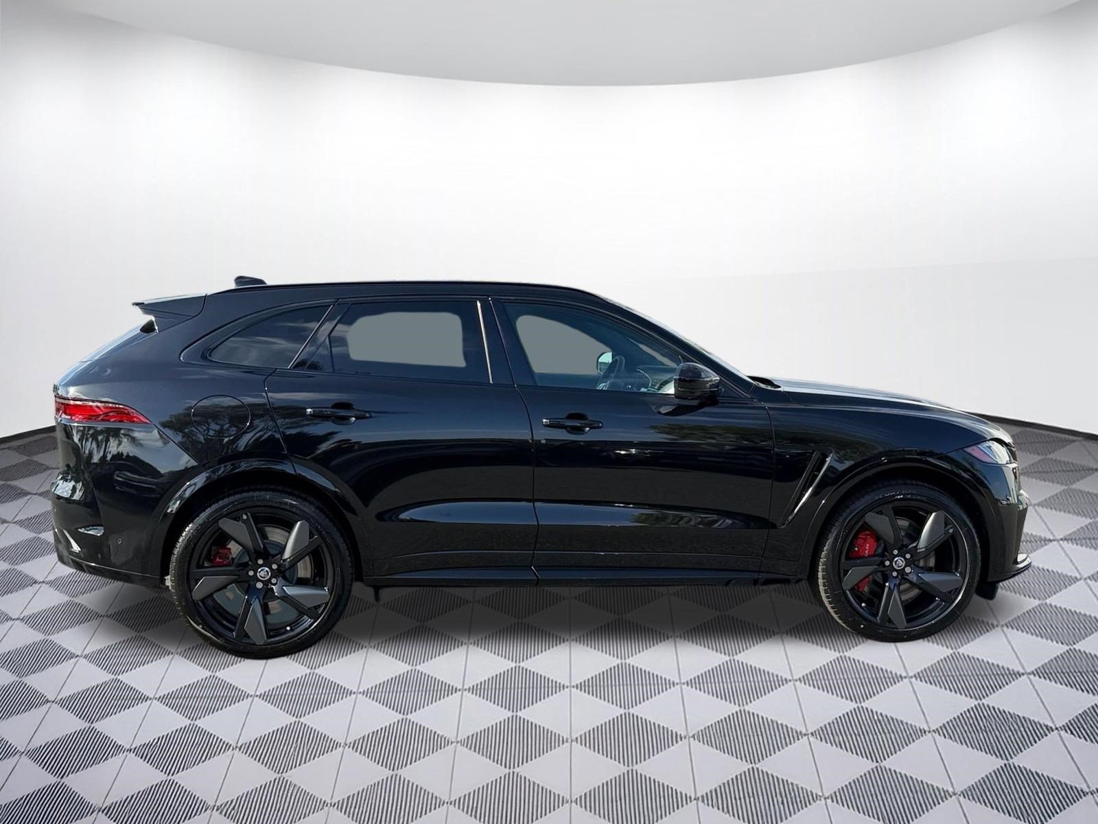 New 2026 Jaguar F-PACE SVR 575 Edition AWD/4WD image 8