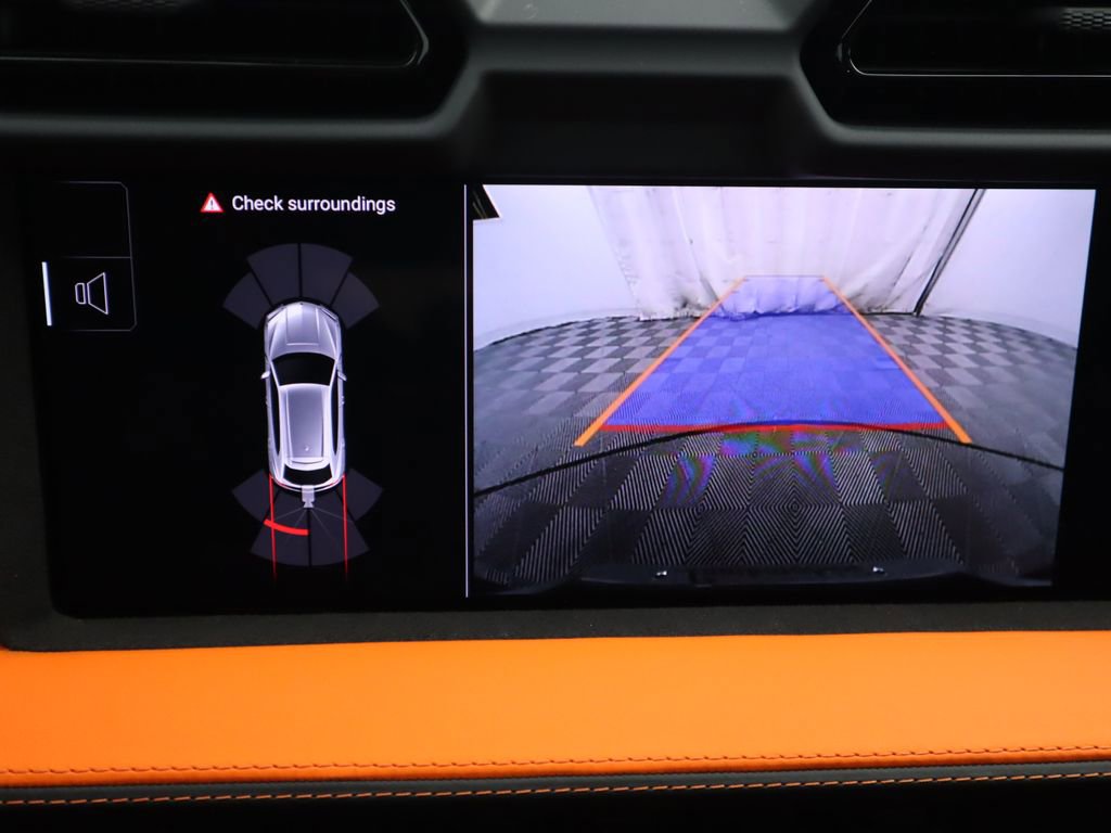 Used 2025 Lamborghini Urus SE image 16