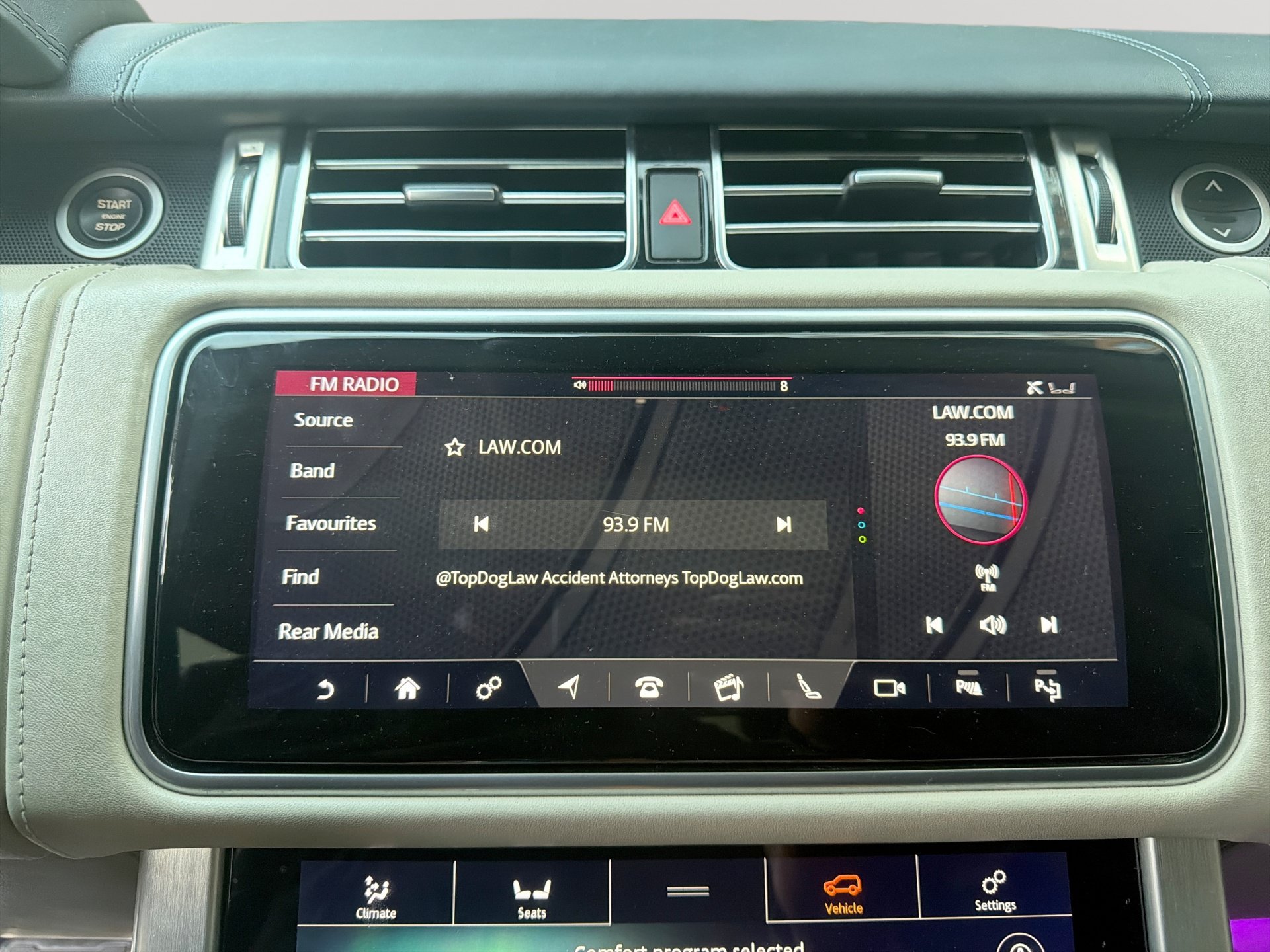 Used 2020 Land Rover Range Rover Long Wheelbase Autobiography AWD/4WD image 12