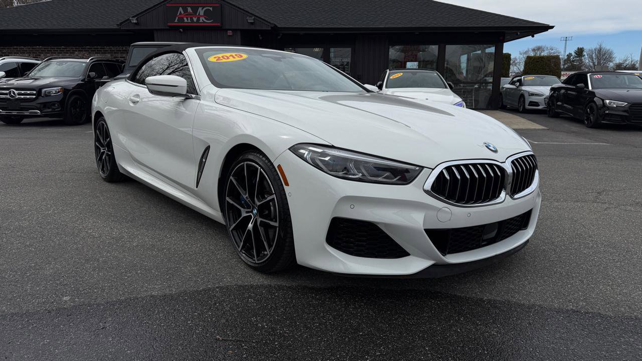 Used 2019 BMW M850i xDrive Convertible image 32