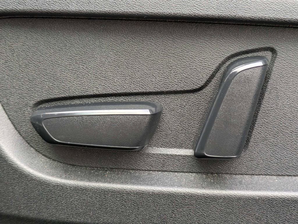 Used 2023 INFINITI QX50 Sensory image 24