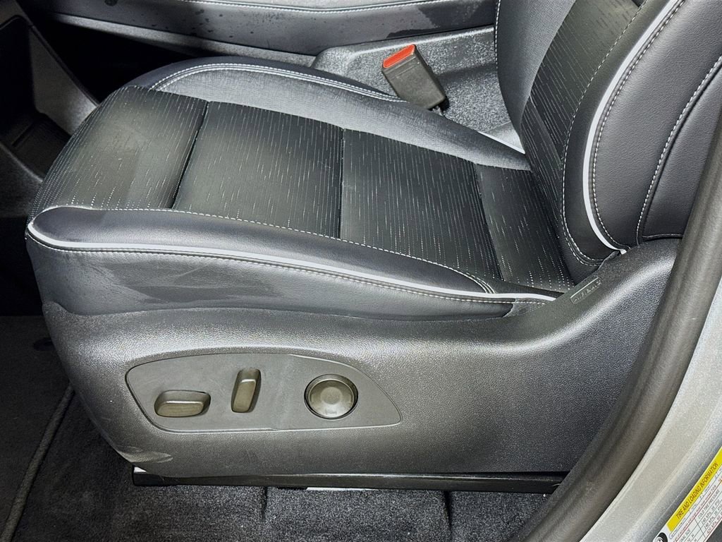 Used 2026 Buick Enclave Sport Touring FWD image 18
