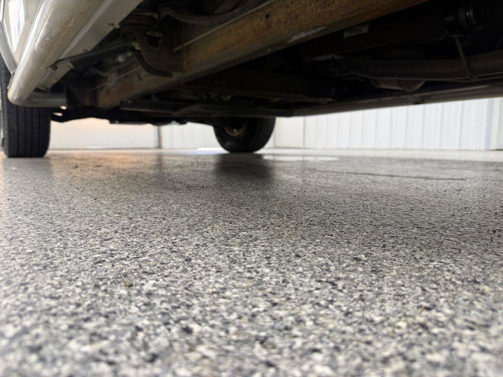 Used 2004 Chevrolet Silverado 2500 LT w/ Skid Plate Package AWD/4WD image 11