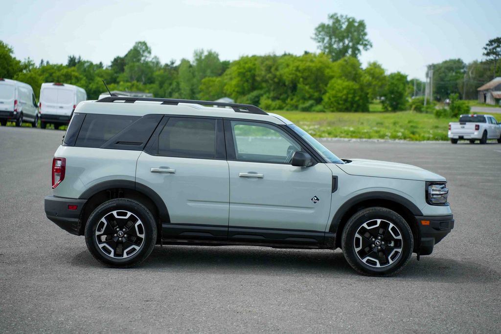 Used 2023 Ford Bronco Sport Outer Banks AWD/4WD image 4