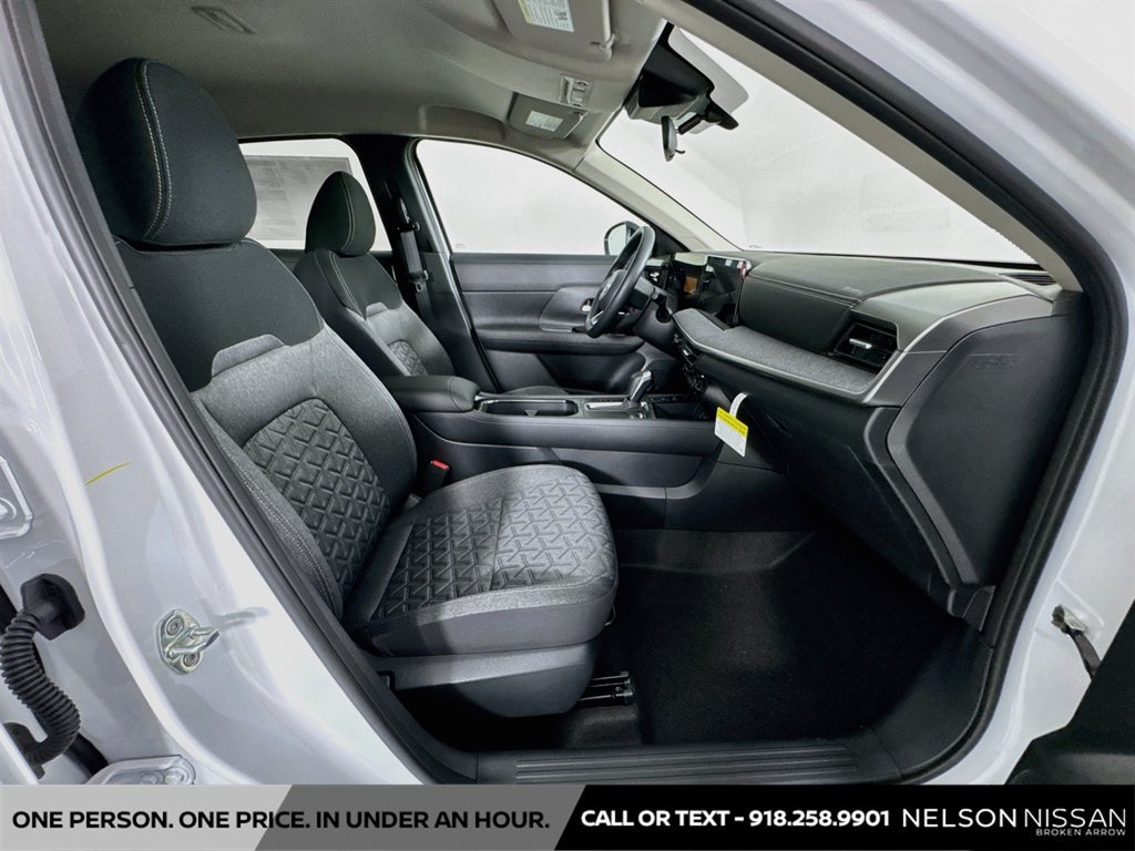 New 2027 Nissan Kicks SV w/ Cold Weather Package FWD image 26
