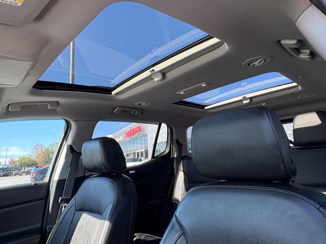 Used 2017 GMC Acadia SLT AWD/4WD image 25