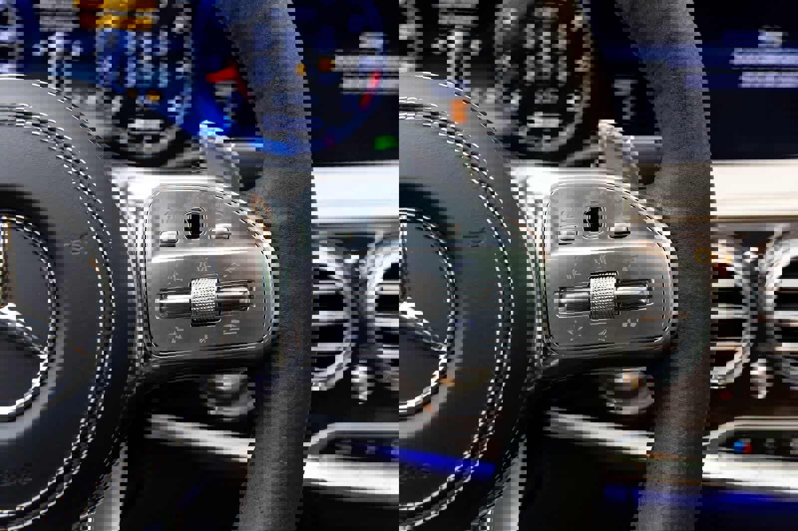 Used 2020 Mercedes-Benz S 63 AMG 4MATIC Sedan image 32