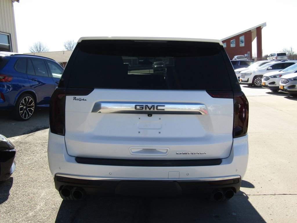 Used 2021 GMC Yukon Denali image 4