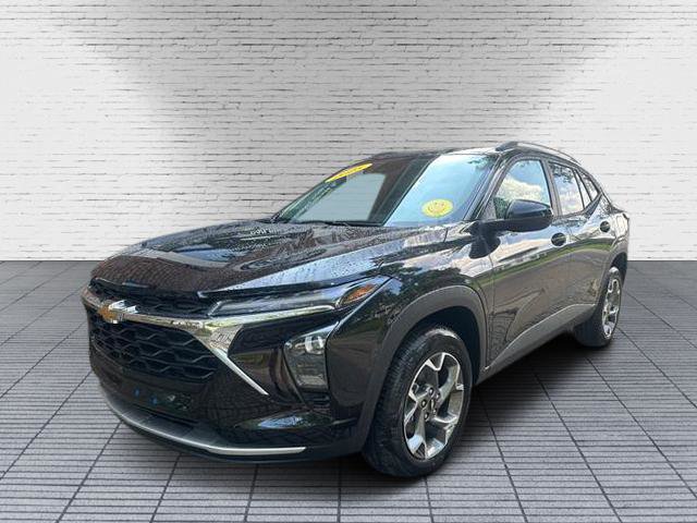 New 2025 Chevrolet Trax LT w/ Driver Confidence Package image 4