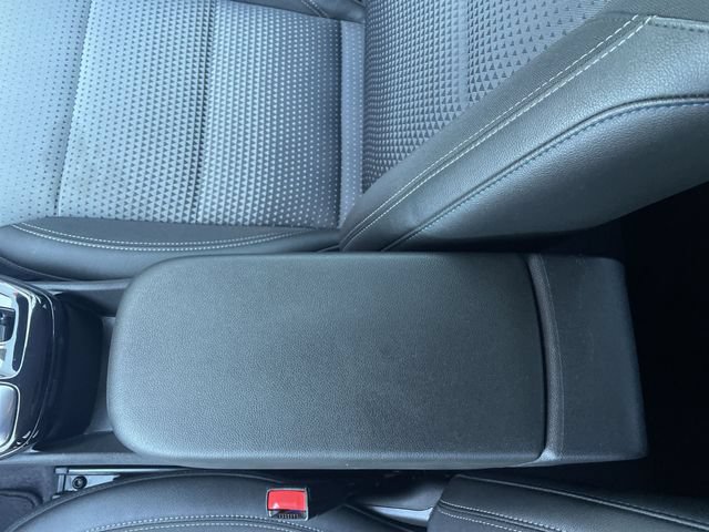 Used 2025 Chevrolet Trax LT FWD image 27