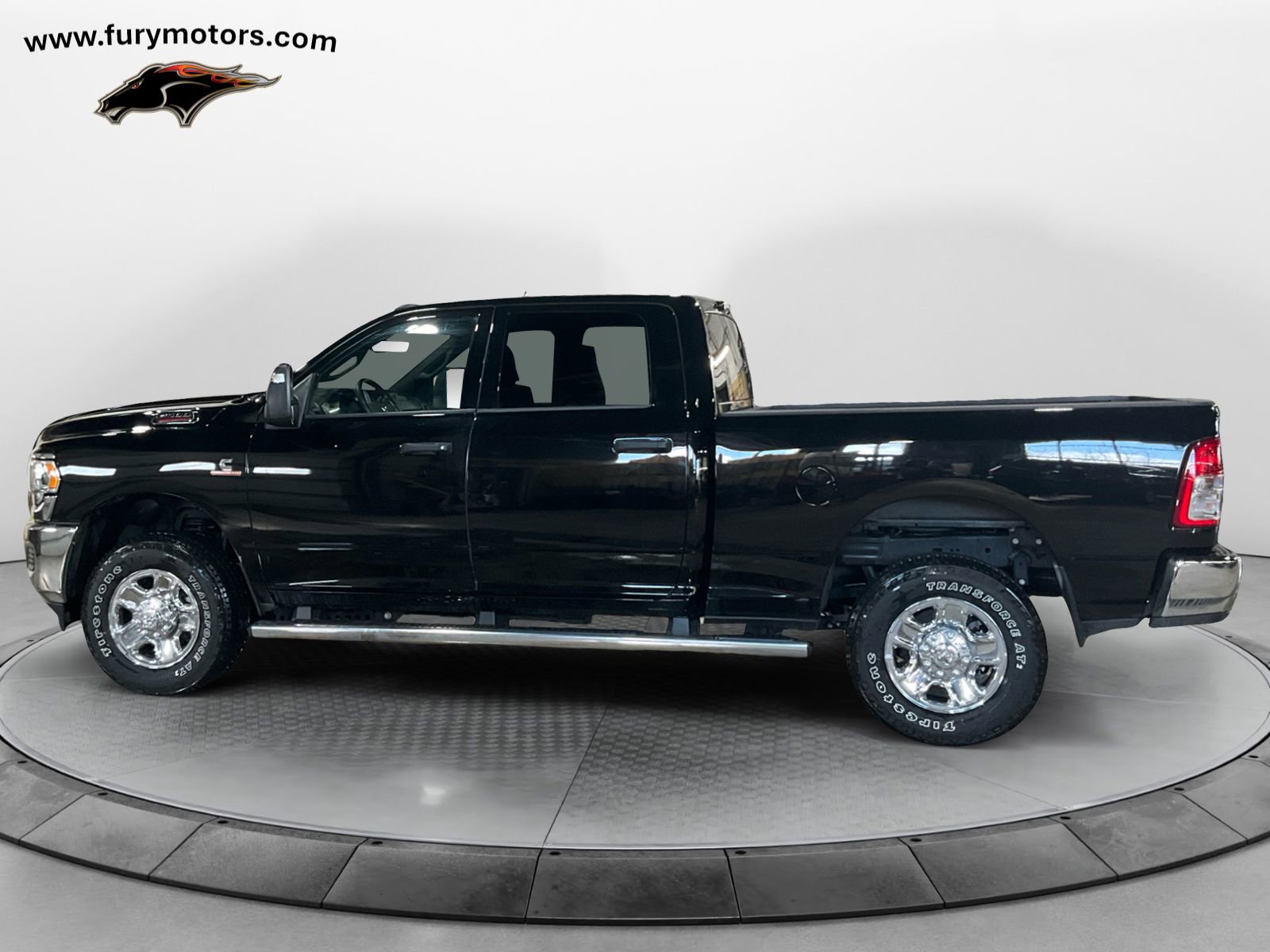 Used 2024 RAM 2500 Tradesman w/ Chrome Appearance Group image 6