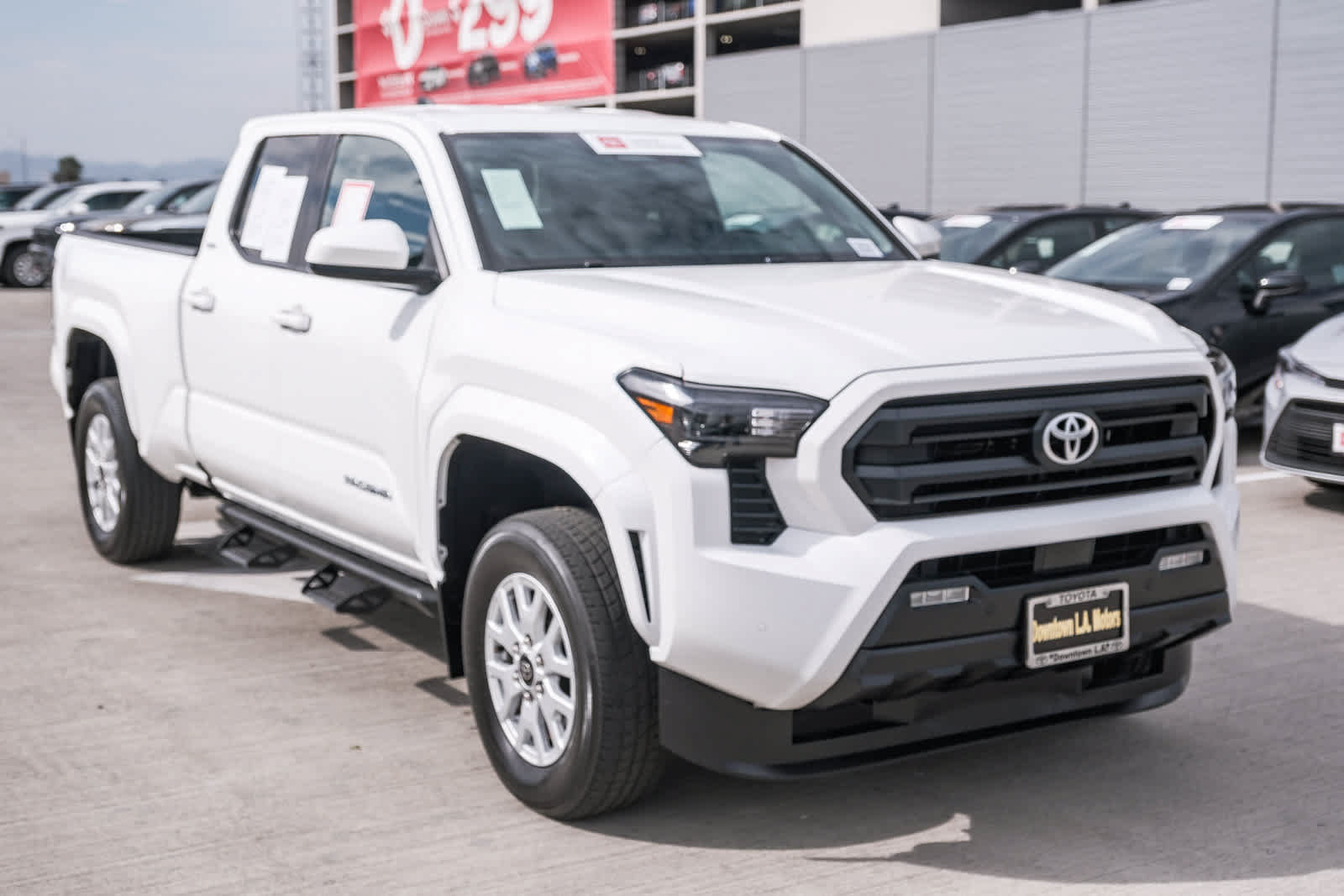 Certified 2024 Toyota Tacoma SR5 AWD/4WD image 3
