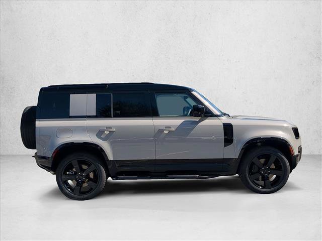 New 2026 Land Rover Defender 110 X-Dynamic SE AWD/4WD image 4