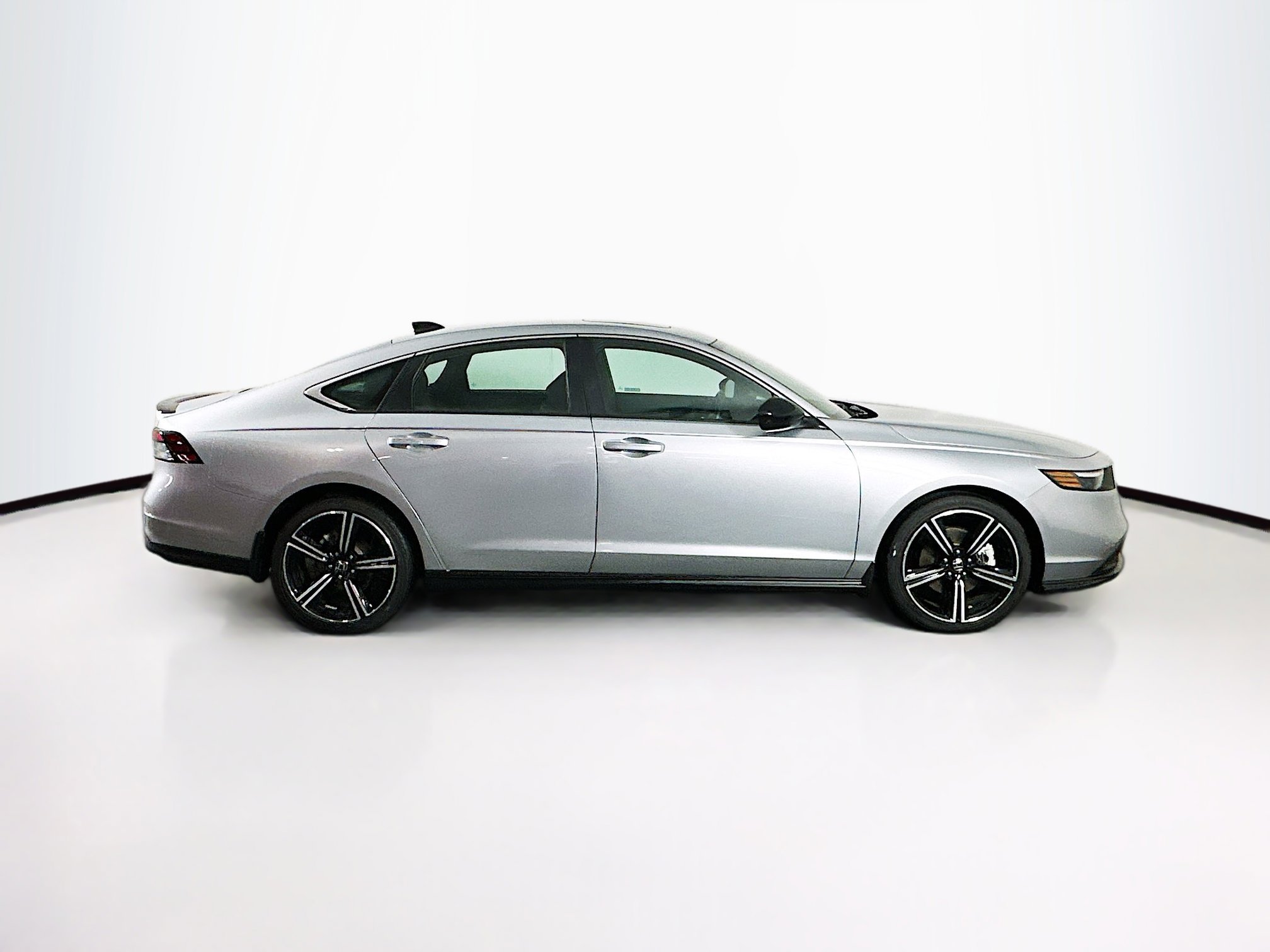 Used 2025 Honda Accord Sport image 10