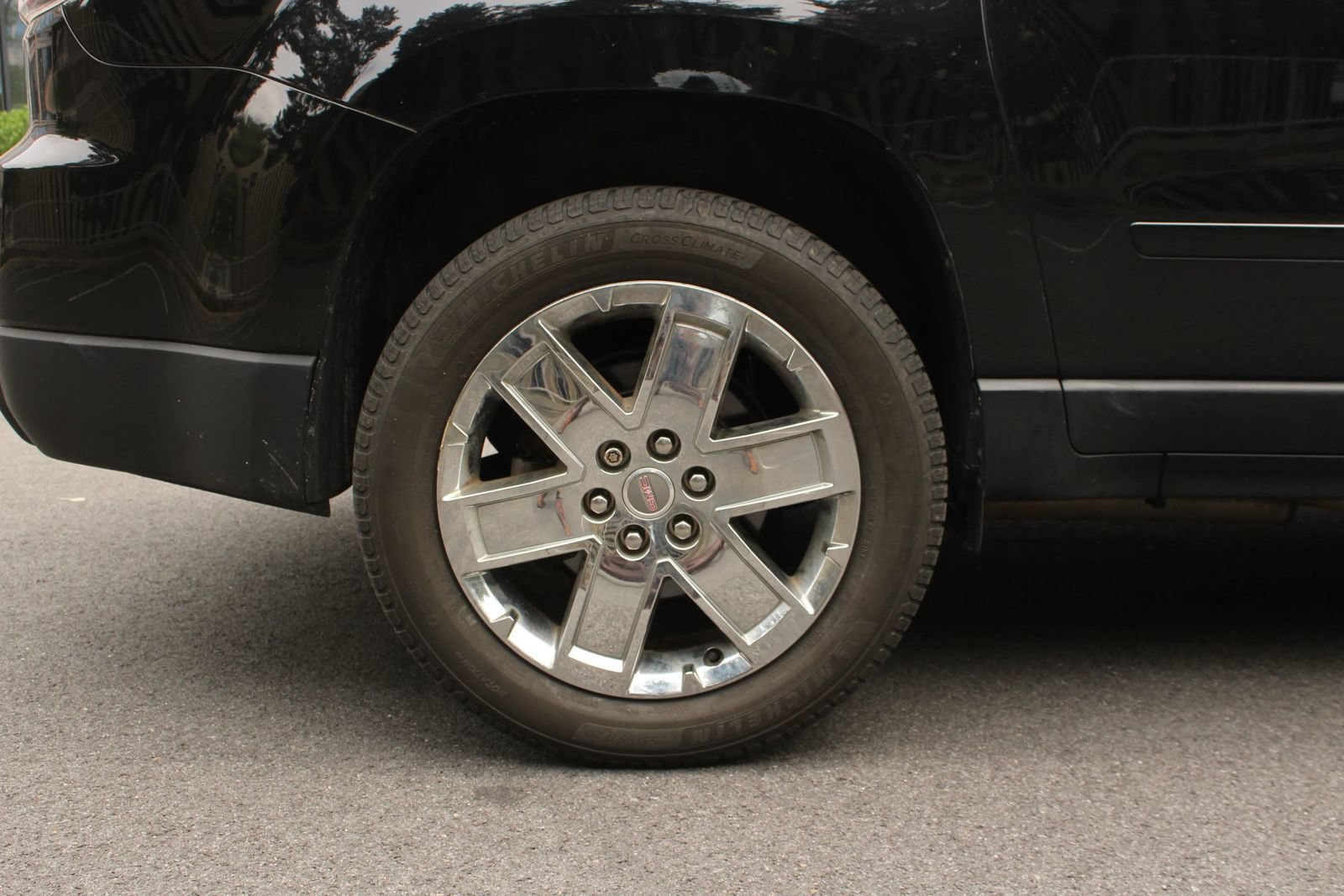 Used 2017 GMC Acadia Limited SLT AWD/4WD image 5