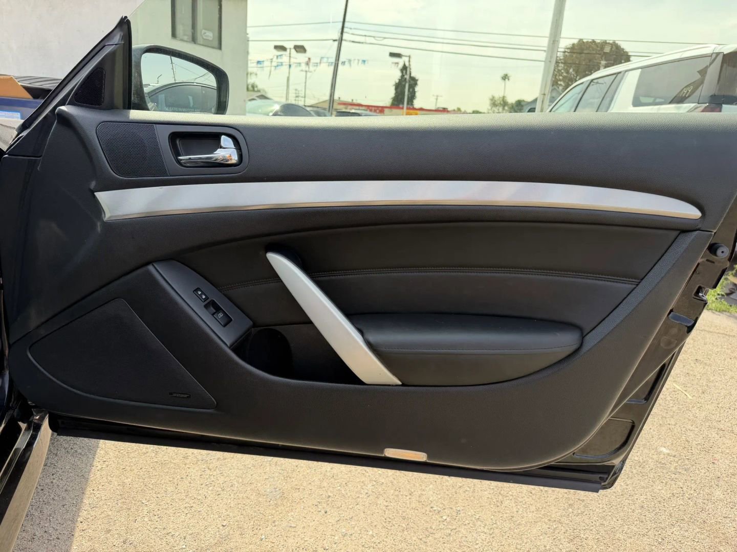 Used 2013 INFINITI G37 Sport image 15