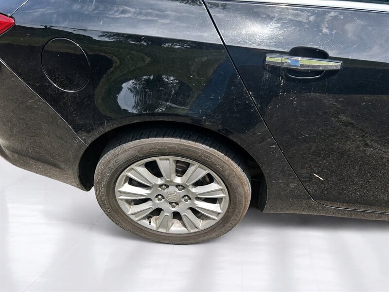 Used 2013 Buick Regal Premium FWD image 24