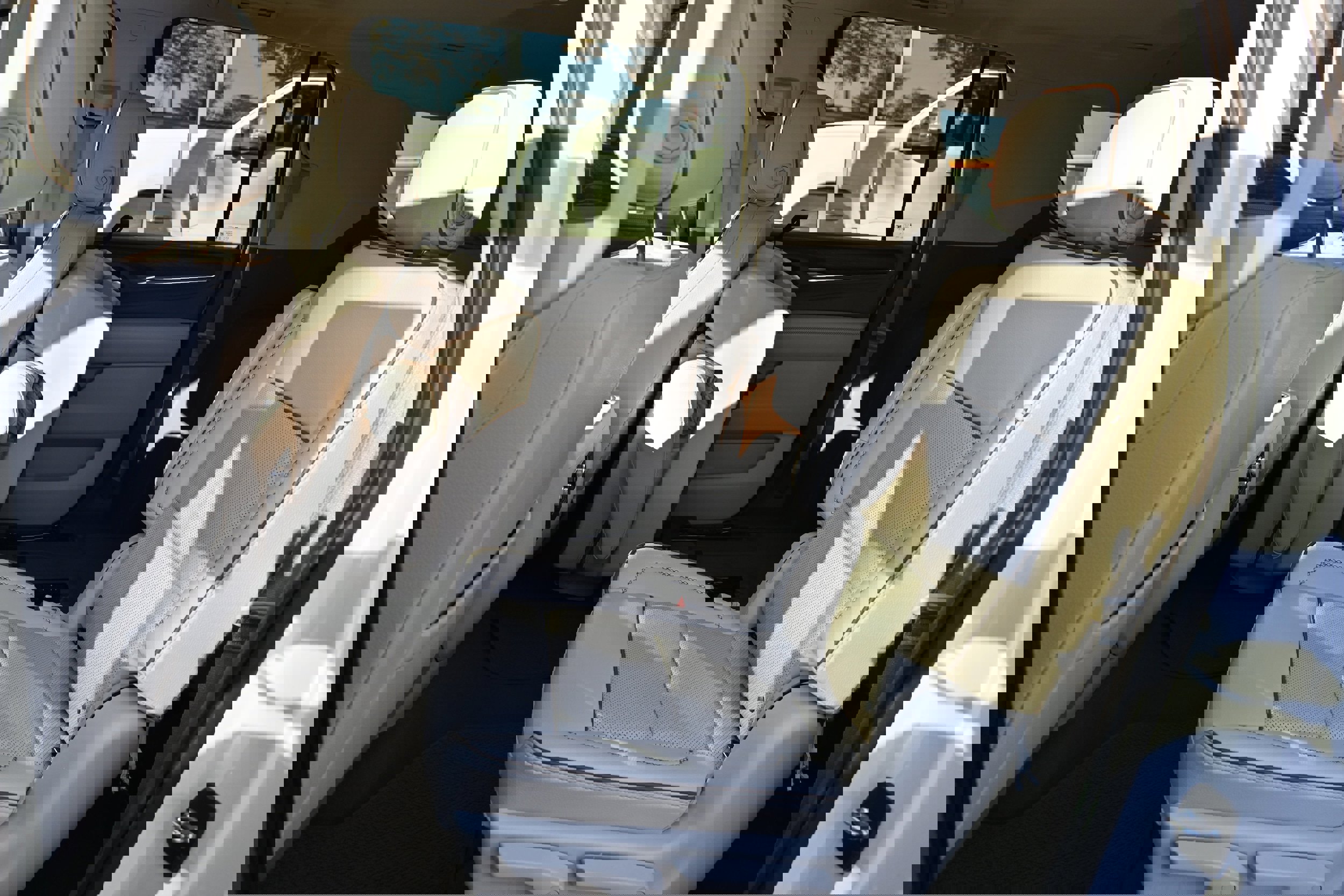 Used 2022 GMC Yukon XL Denali w/ Max Trailering Package image 12