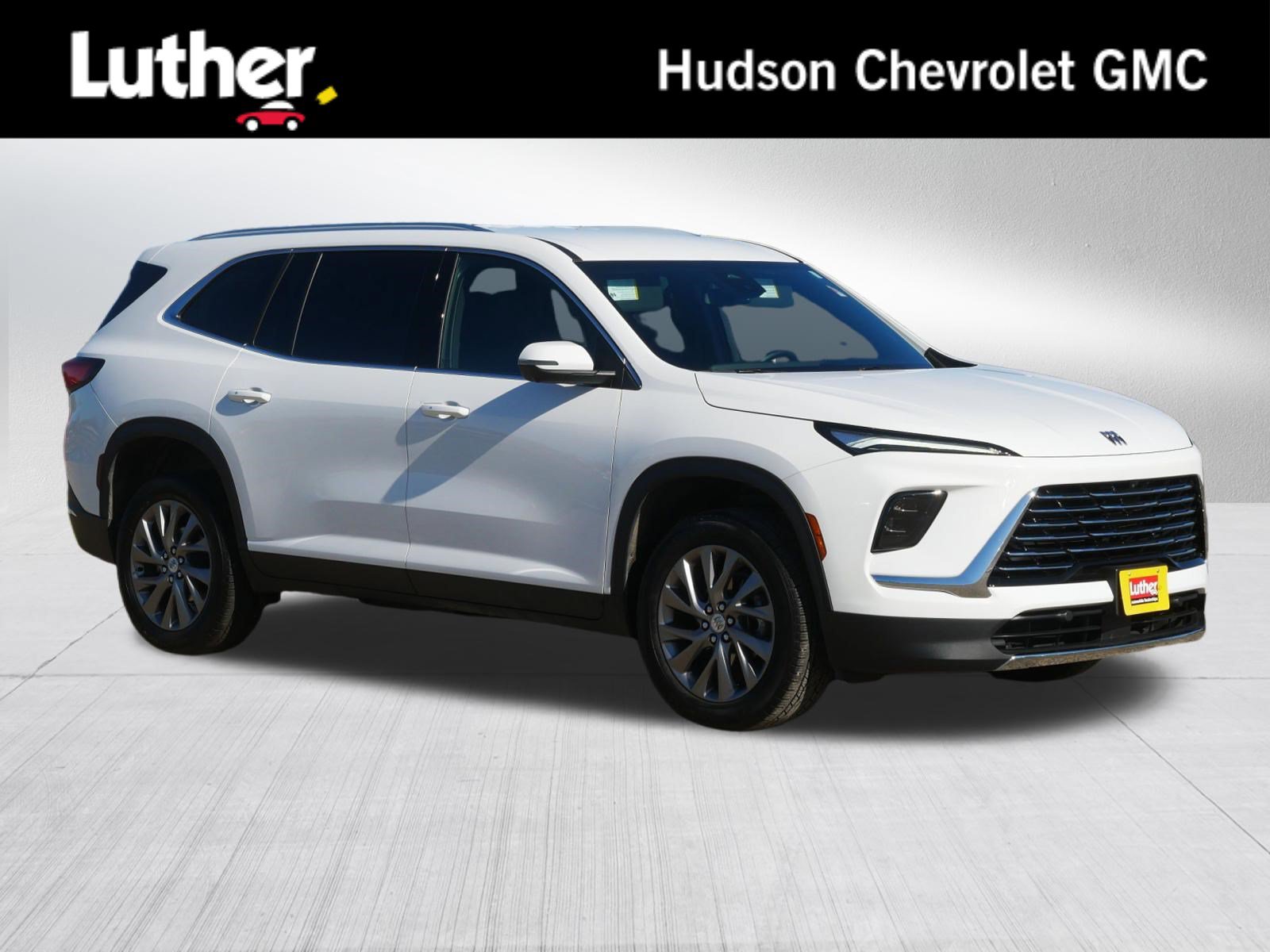 Used 2026 Buick Enclave Preferred AWD/4WD image 1
