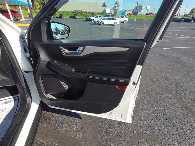 Used 2021 Ford Escape SEL w/ Technology Package AWD/4WD image 10