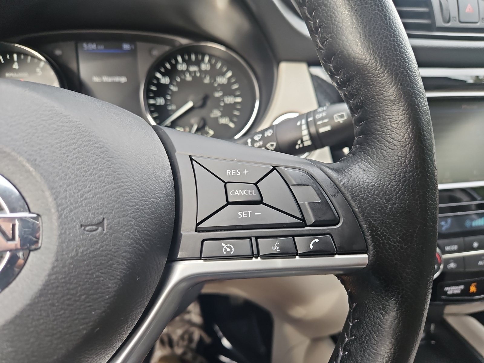 Used 2020 Nissan Rogue Sport SV w/ All-Weather Package AWD/4WD image 22