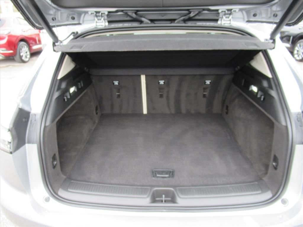 Used 2023 Buick Envision Avenir image 36