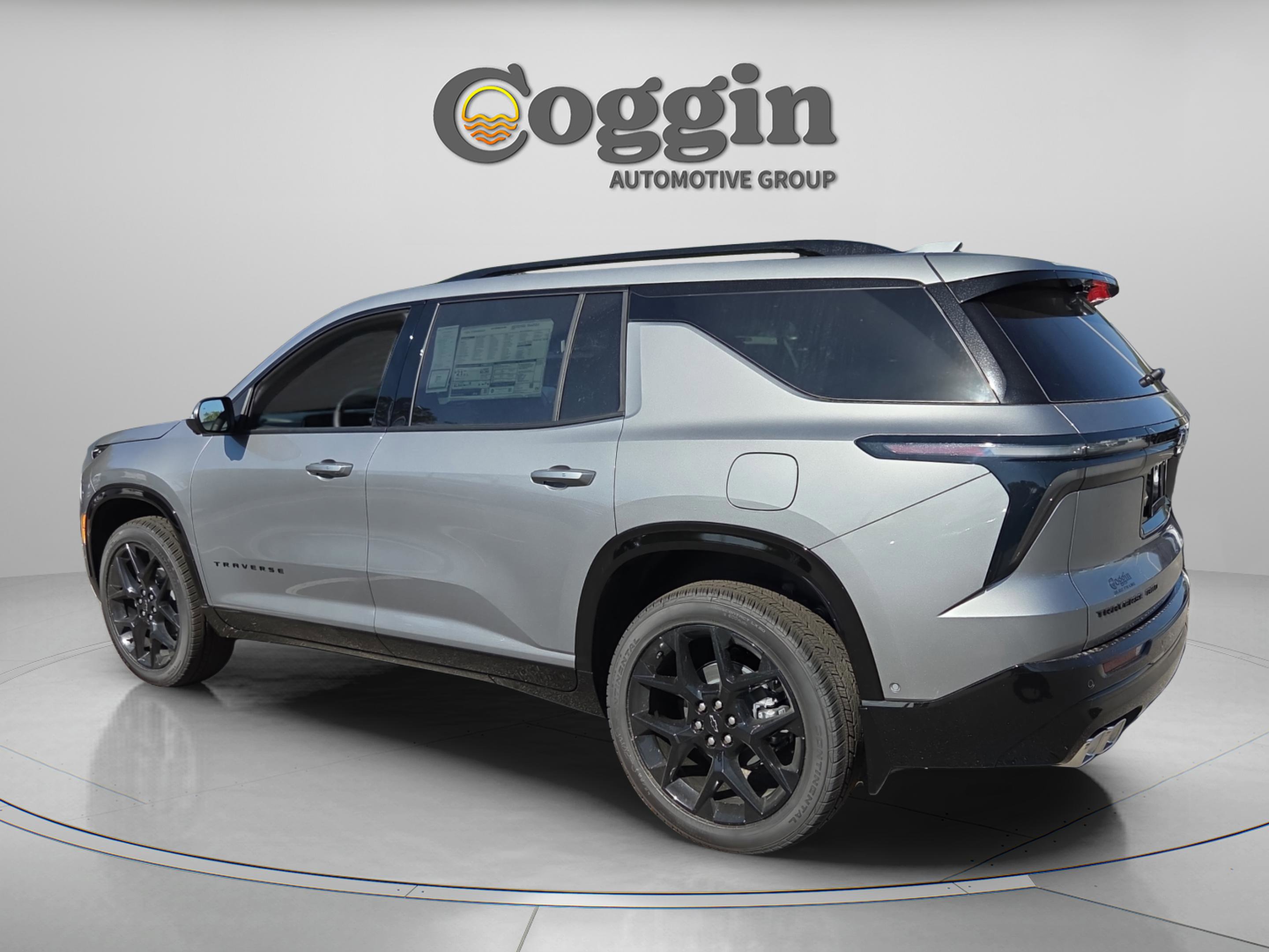 New 2026 Chevrolet Traverse RS w/ LPO, Floor Liner Package AWD/4WD image 3