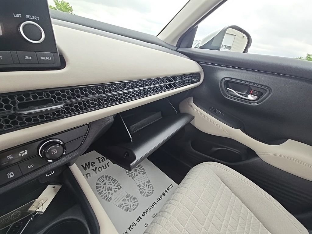Certified 2023 Honda HR-V LX image 22