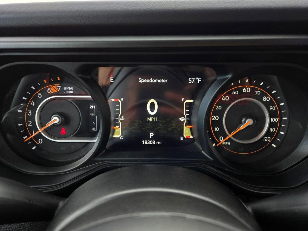 Used 2024 Jeep Wrangler Unlimited Rubicon w/ Technology Group AWD/4WD image 19