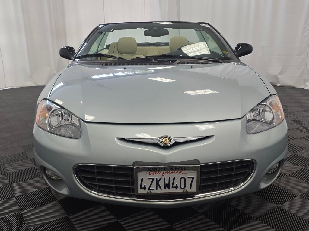 Used 2003 Chrysler Sebring Limited image 22
