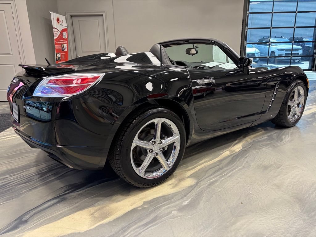 Used 2008 Saturn Sky Red Line RWD image 25