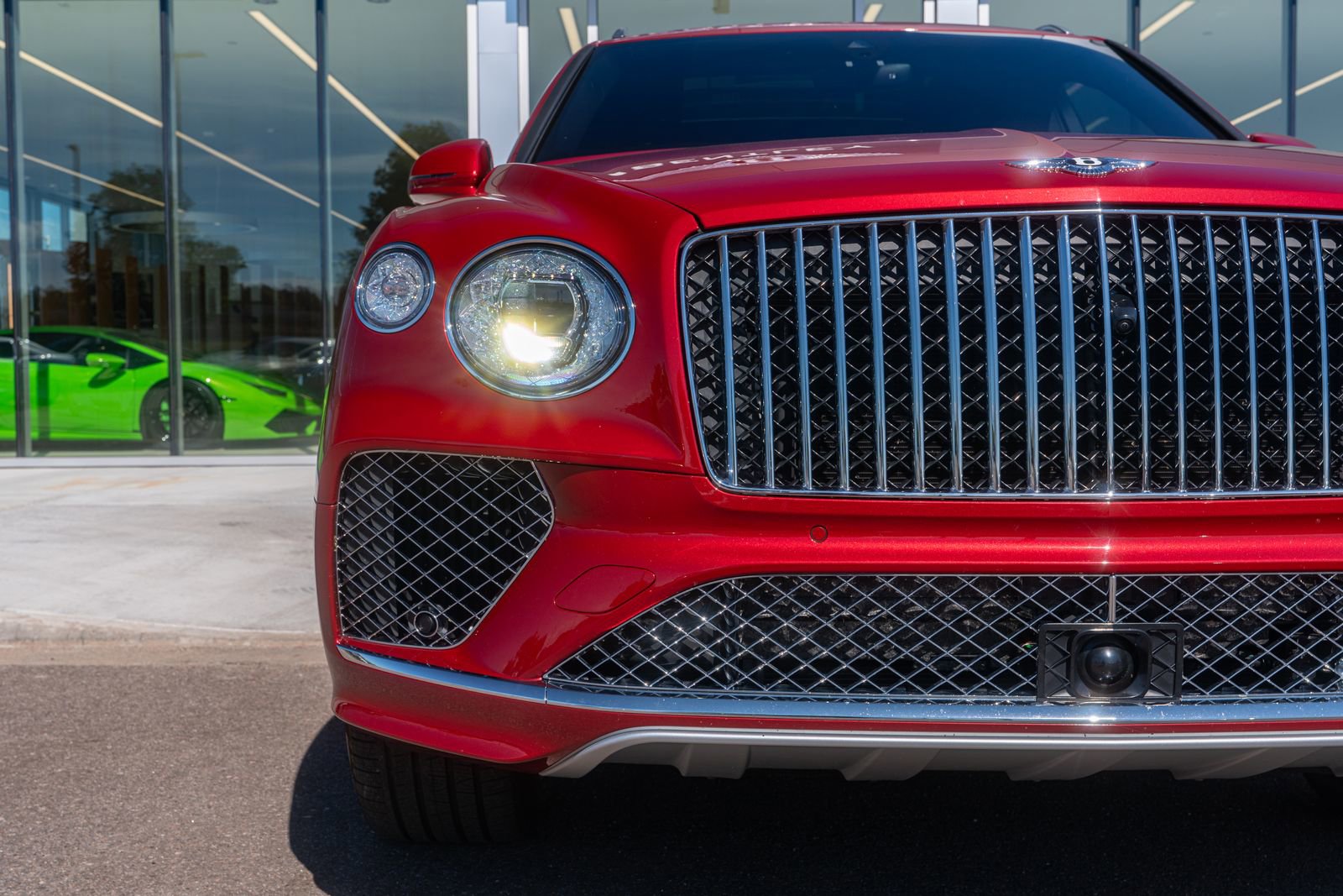 Certified 2024 Bentley Bentayga Extended Wheelbase image 4