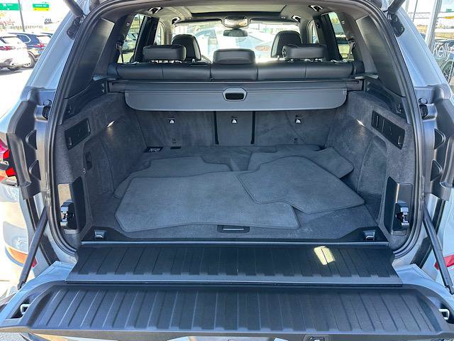 Used 2025 BMW X5 xDrive40i AWD/4WD image 11