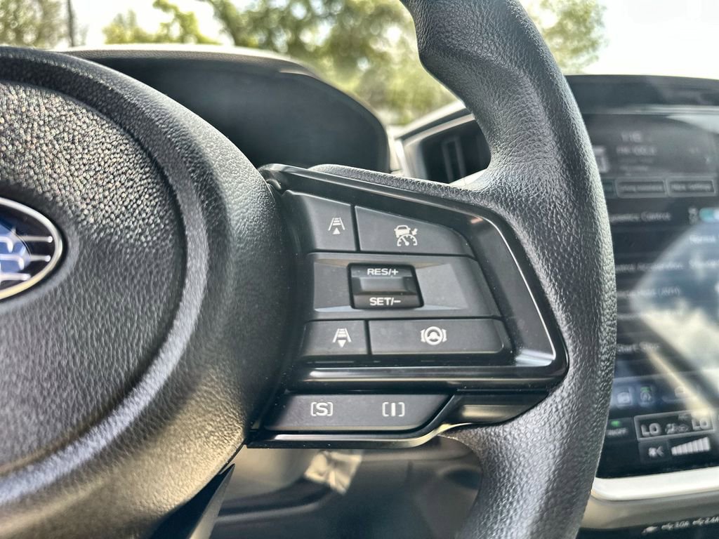 Used 2025 Subaru Crosstrek 2.0i Premium image 32